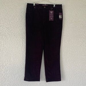 Gloria Vanderbilt Rich Purple Corduroy Pants Amanda classic fit straight size 18